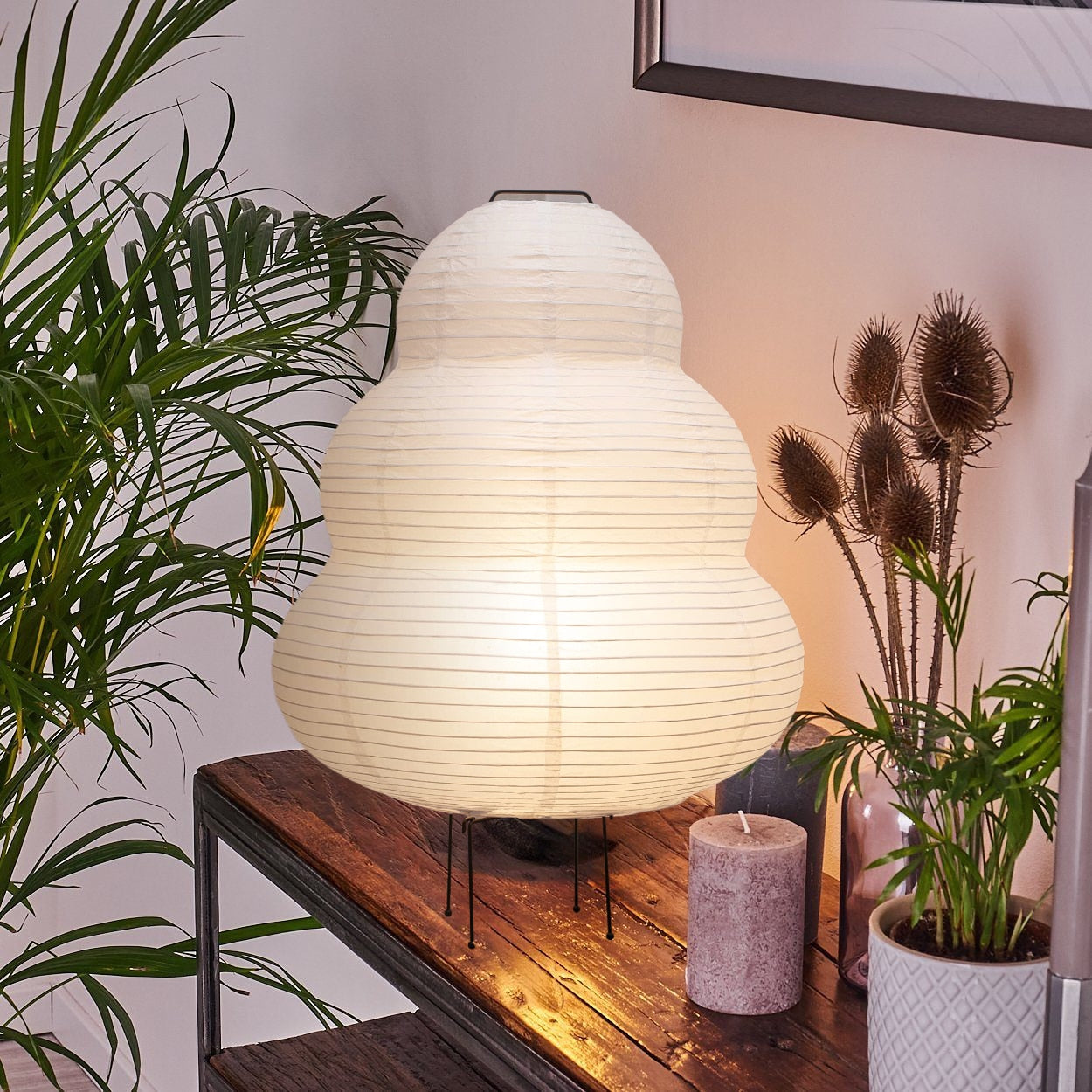 Japanese rice paper lamp for a Japandi, zen decor - Noguchi inspired